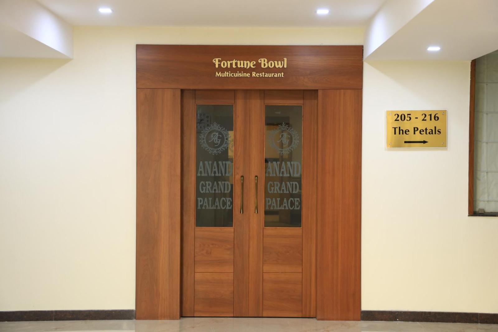 Hotel Anand Grand Hosūr Kültér fotó